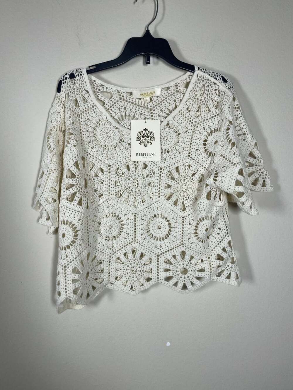 NWT! Rebellion Again 100% Cotton Crochet Crop Top Women’s L Ivory Open Knit!